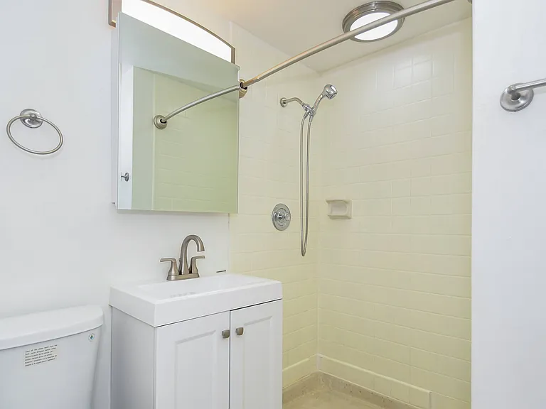 520 S 2nd St — Photo 36