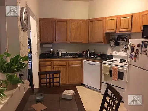 1589 Beacon St Photo 1