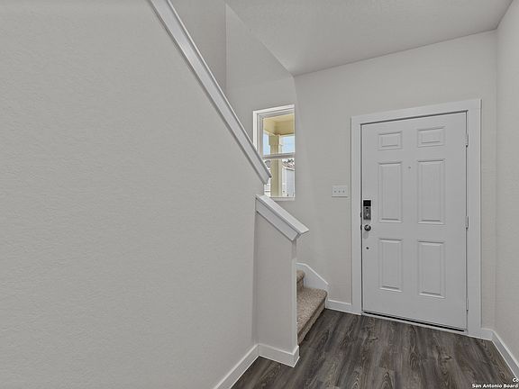 3rd image of 14706 Emerio Drive