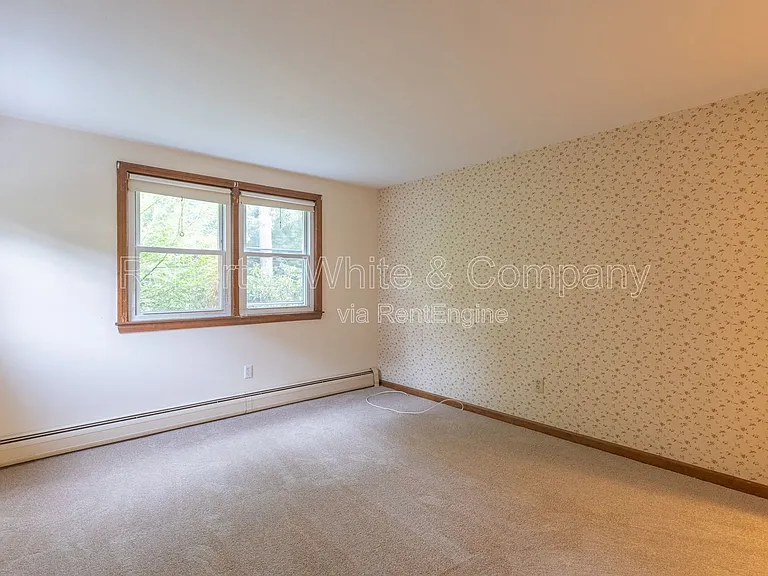 427 Graham Rd — Photo 20