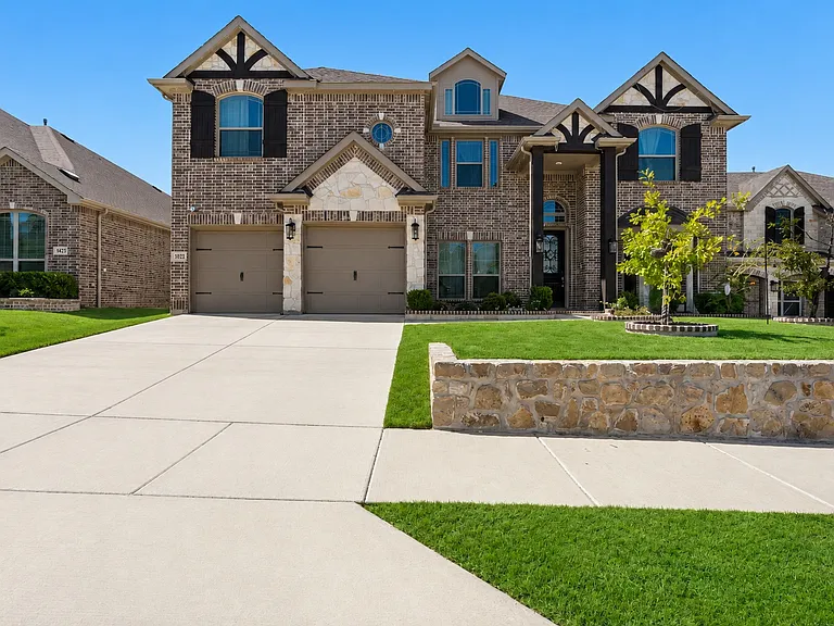 5413 Tallulah Falls Dr — Photo 1