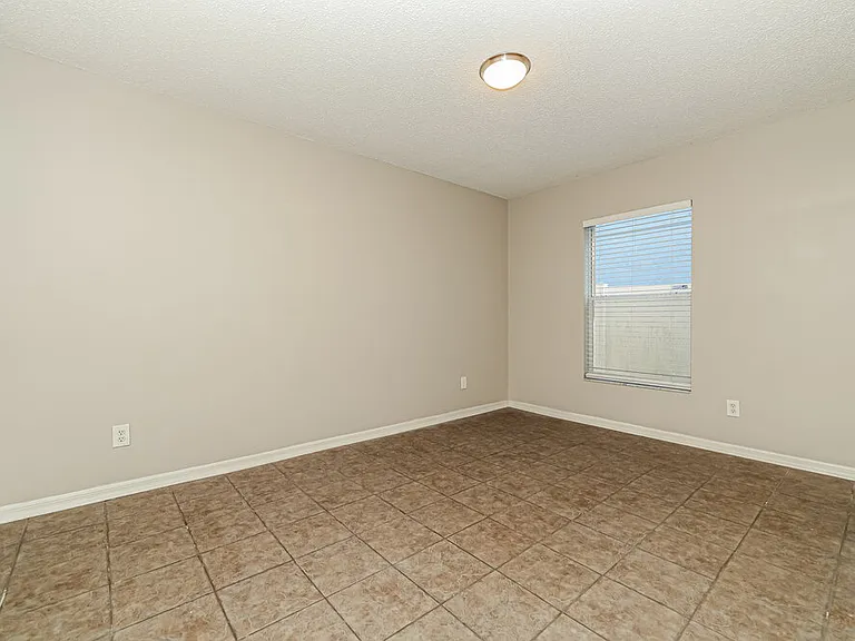 4022 Fontana Pl — Photo 13
