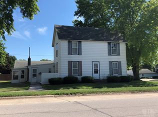 289 2nd St NW, Britt, IA 50423
