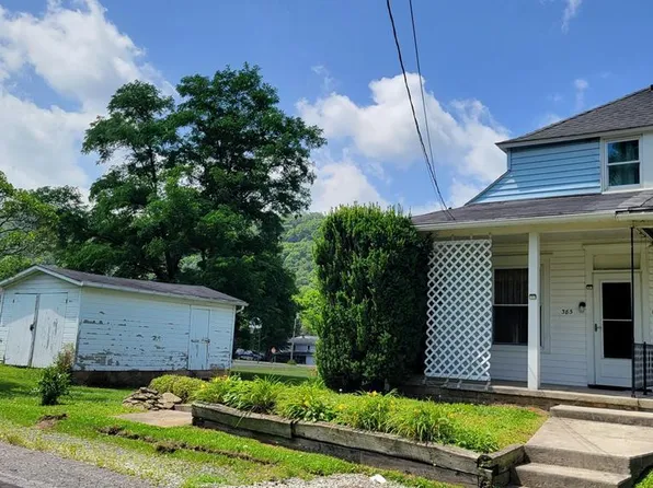 385 Maple Ave, Hooversville, PA 15936