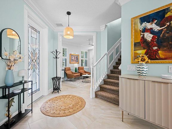 3rd image of 1728 W Community Drive