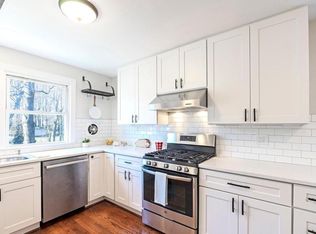 6616 Kerns Rd, Falls Church, VA 22042