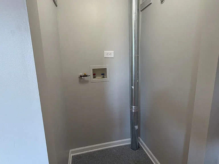 9124 S Dauphin Ave #2W — Photo 9