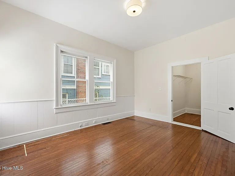 511 Middle St #A — Photo 18
