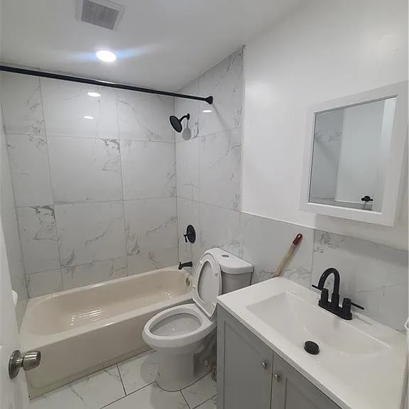 179 Newport St #2 — Photo 3