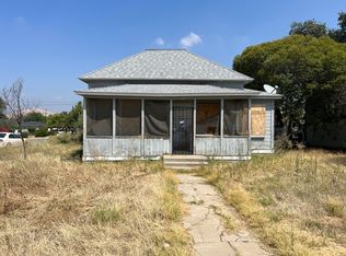 380 E Putnam Ave, Porterville, CA 93257