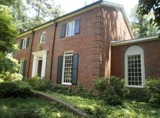 225 Riverview Rd, Athens, GA 30606