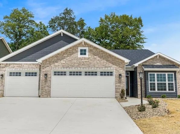 8289 Caverango Blvd, Fort Wayne, IN 46815