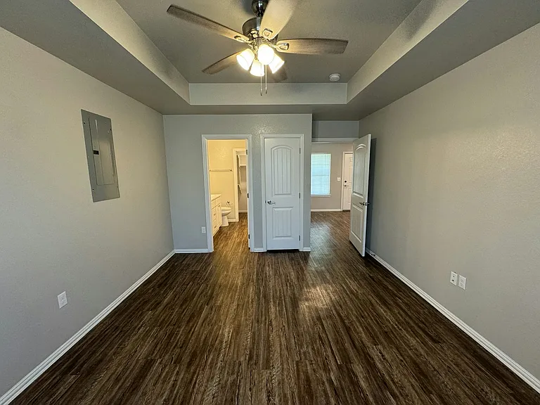 12166 Kay Cir — Photo 2