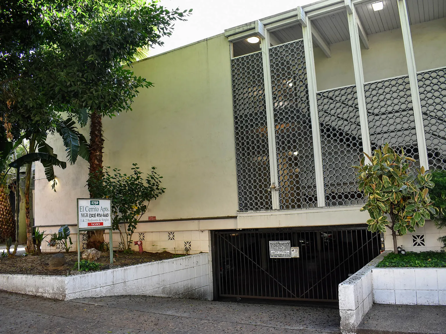 1750 EL Cerrito Place Apartments — Photo 4