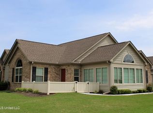 8653 Parkview Oaks Cir, Olive Branch, MS 38654