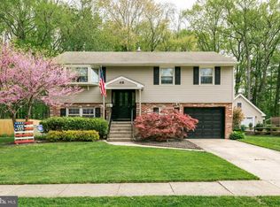 68 Red Leaf Rd, Moorestown, NJ 08057