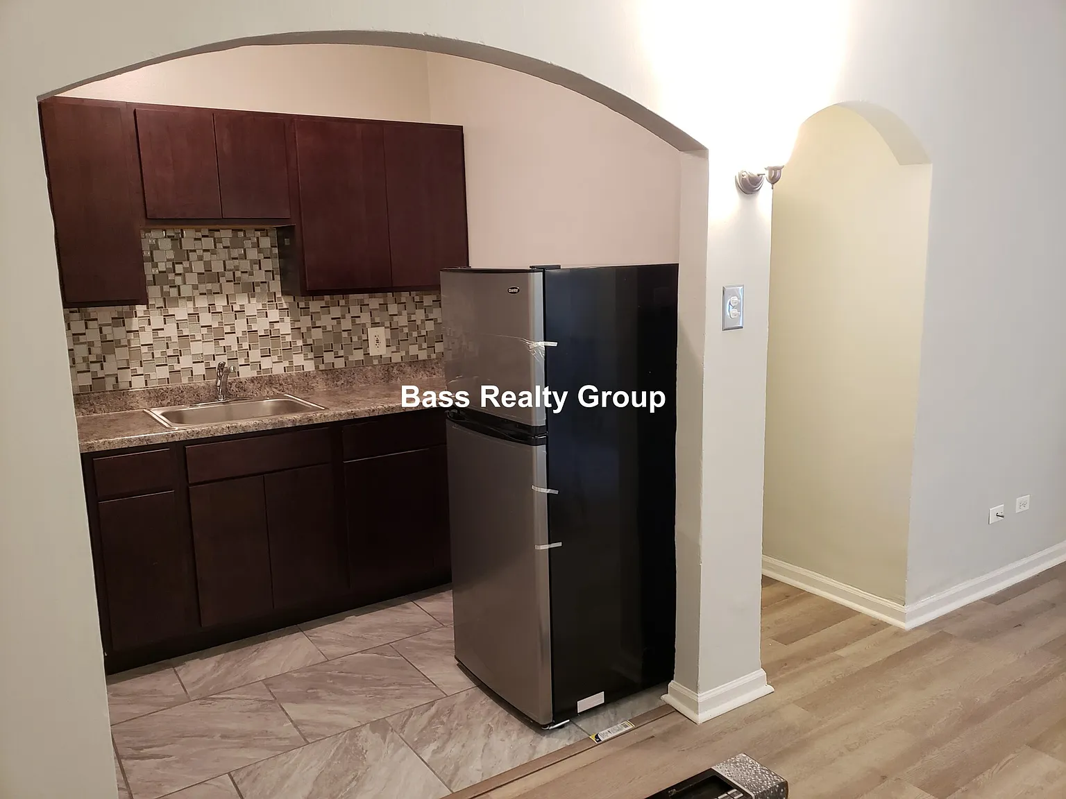 1 bed, 1.0 bath, $1,325 — Photo 2