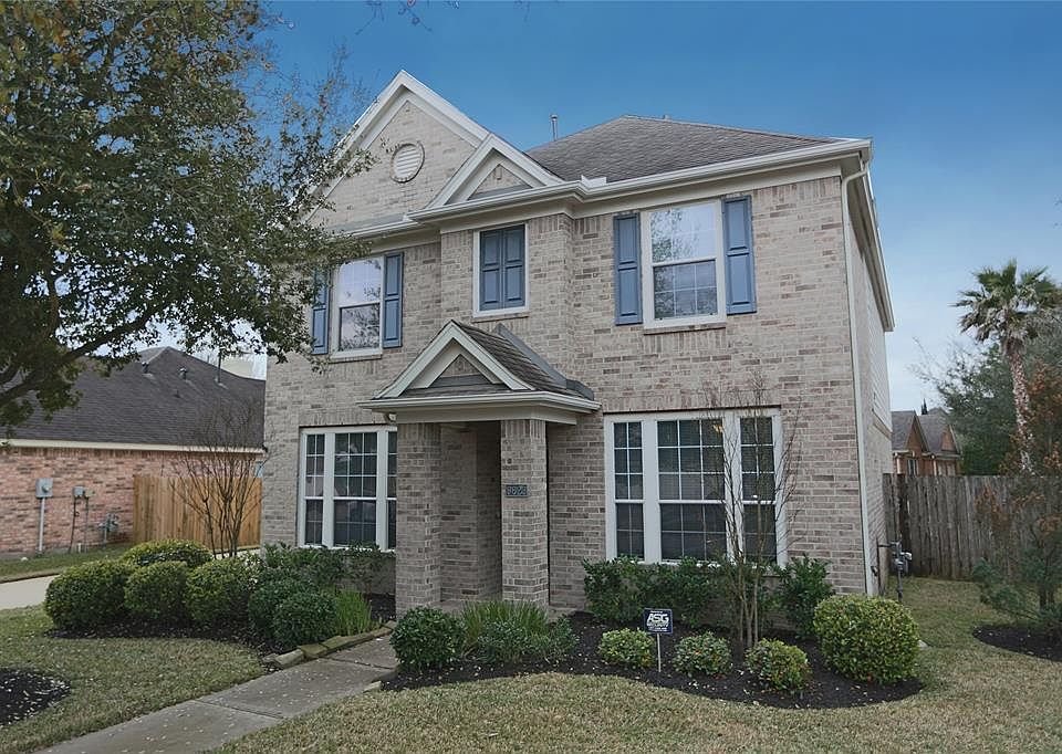 1st image of 9623 Oxford Grove Dr