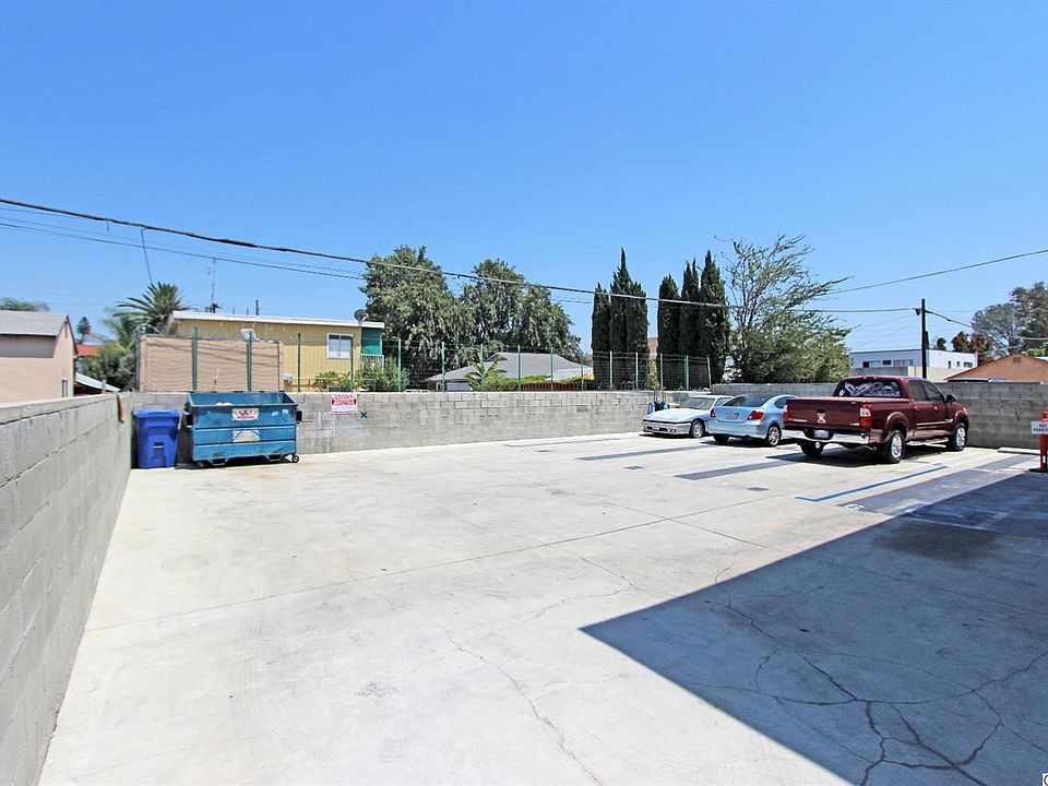 1st image of 6842 Agnes Ave