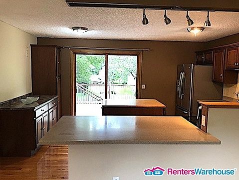 3rd image of 13450 Linwood Forest Cir N