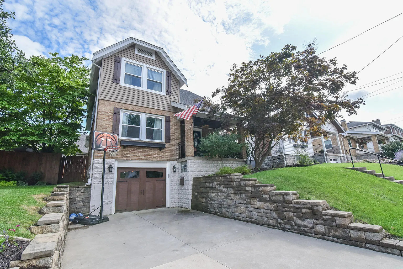 58 Lumley Ave photo 1