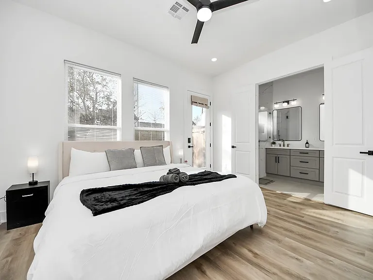 3909 Maggie St — Photo 41