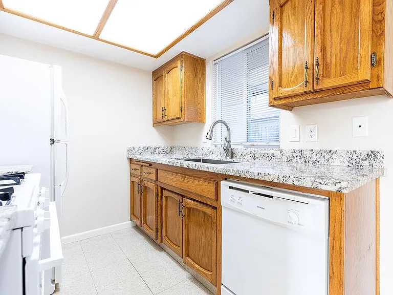 1016 Alene Ave #A — Photo 11