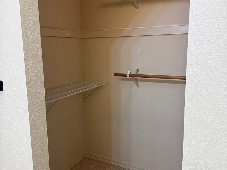 2921 Garden Creek Cir — Photo 16