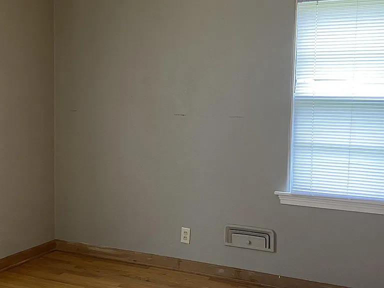 1428 30th St NE — Photo 7