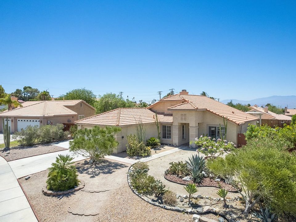 1st image of 65949 Avenida Dorado