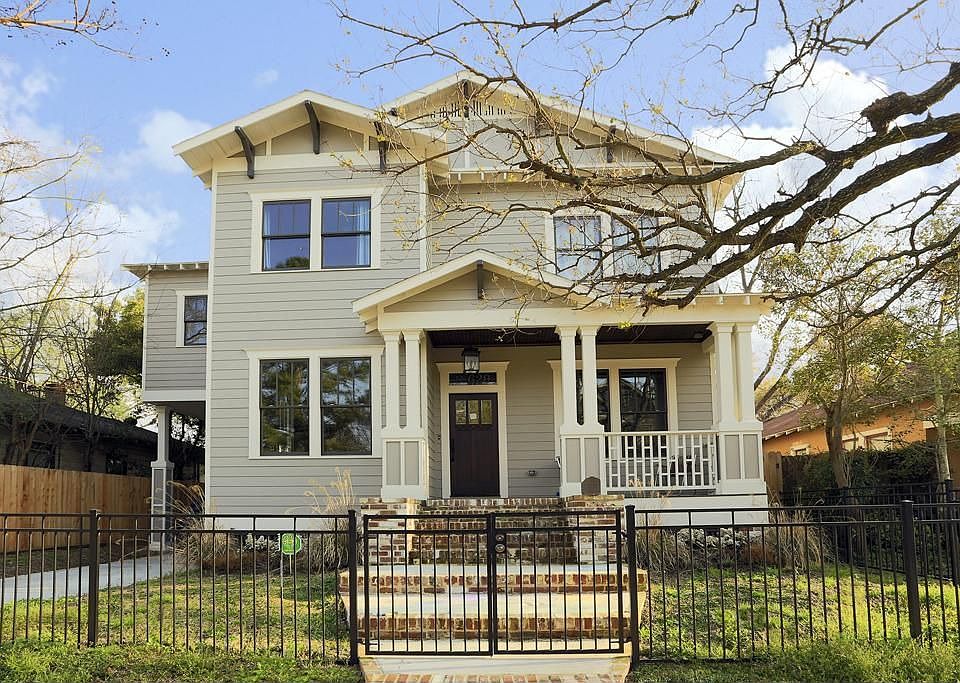 Spectacular 4 bedroom 4 bath home located in the desirable Woodland Heights. Address etched into tra