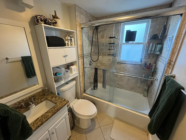 108 Maverick St #2 — Photo 4