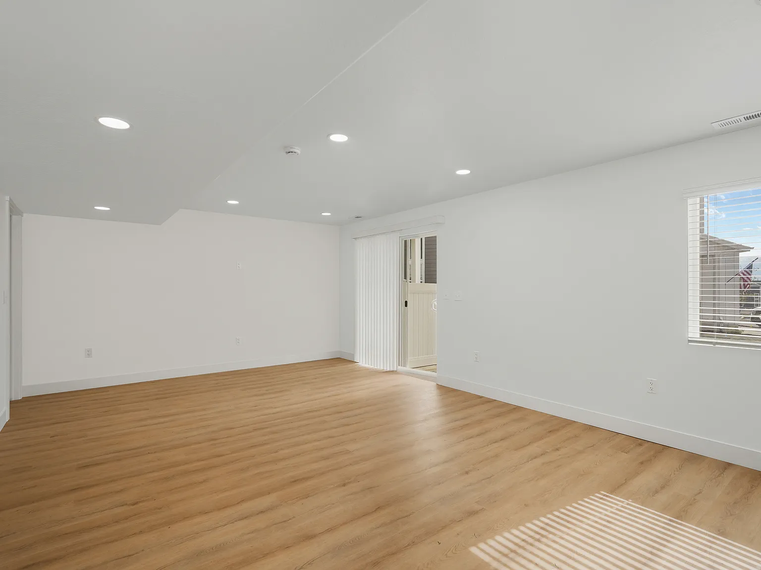 Available NOW! External access Studio Studio Apartment, Double occupancy — Photo 3