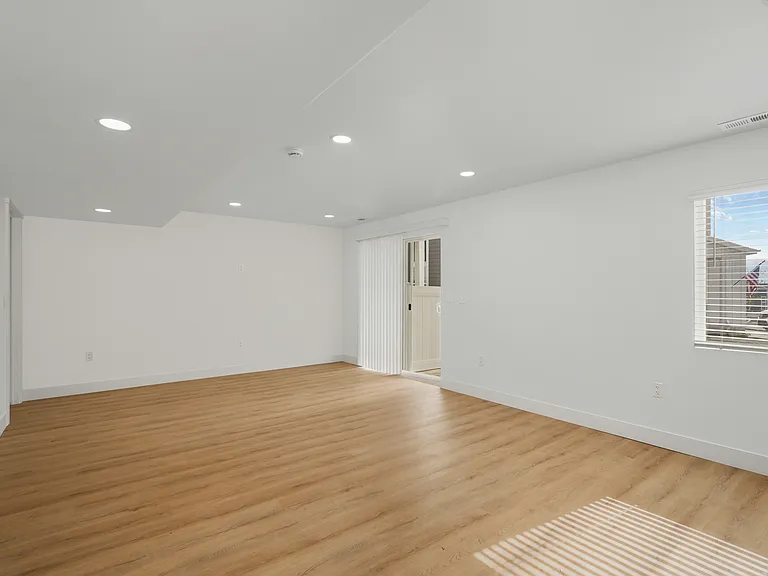 1298 N Sage Dr #STUDIO — Photo 3