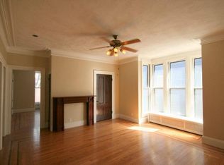 54 Willow St #1, Providence, RI 02909