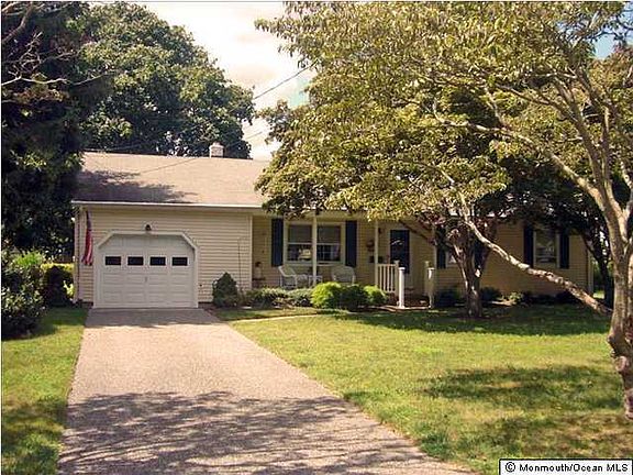 3rd image of 2157 Briarwood Avenue