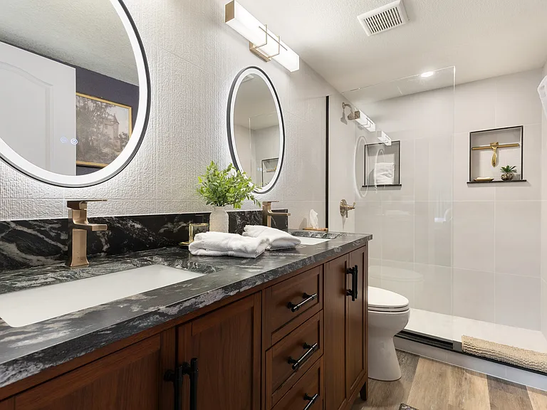 Ensuite Bathroom 1 | Vanity and Smart Mirrors | Toilet, Stand Alone Shower