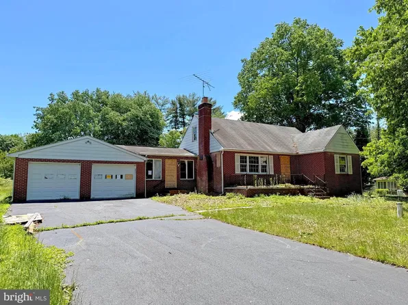 7 Lake Dr, Bel Air, MD 21014