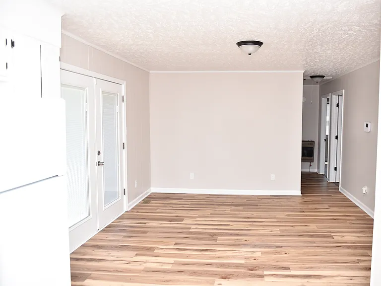 2135 Nevada St — Photo 4
