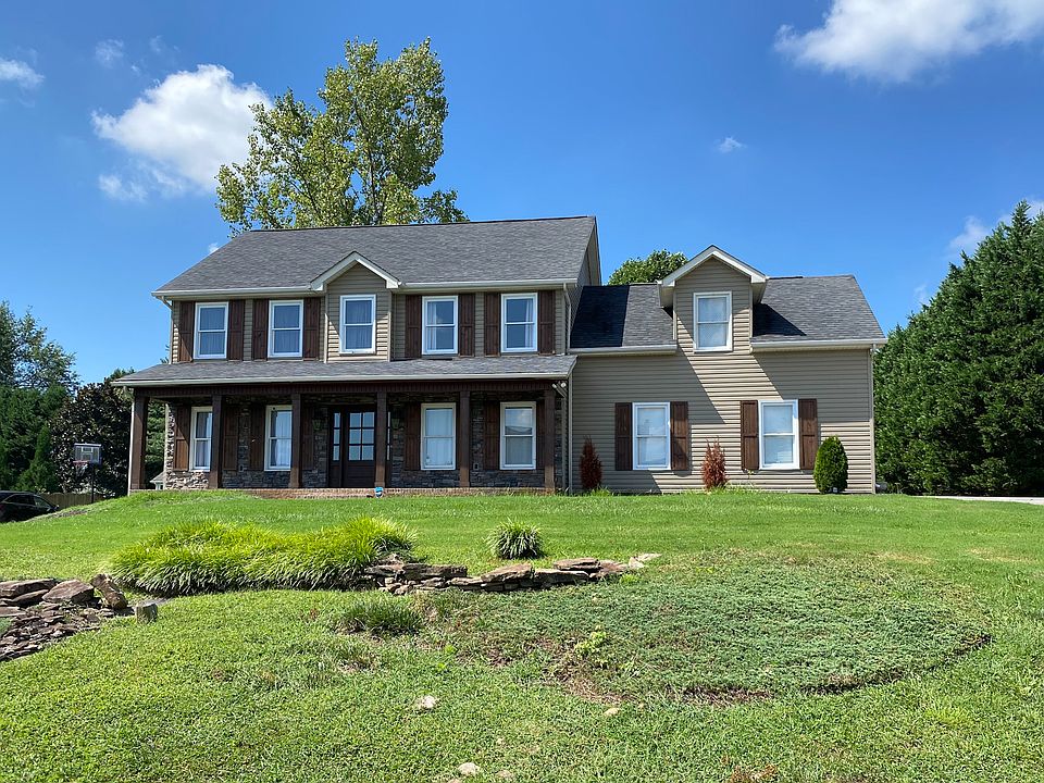 Exterior Front_08202022