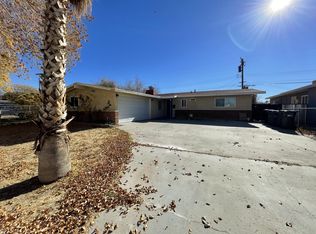 1028 W Avenue H6, Lancaster, CA 93534