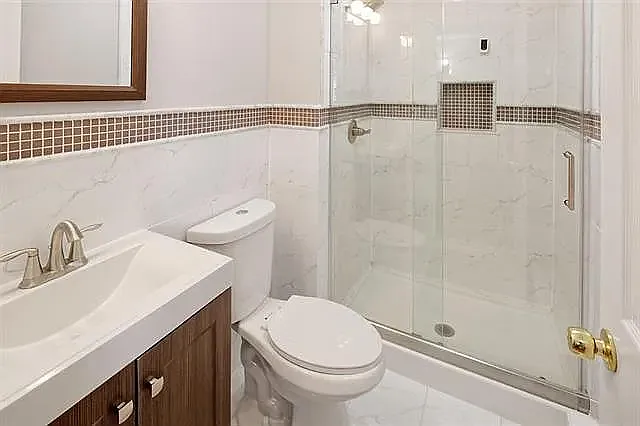 132 Adams St #1 — Photo 9