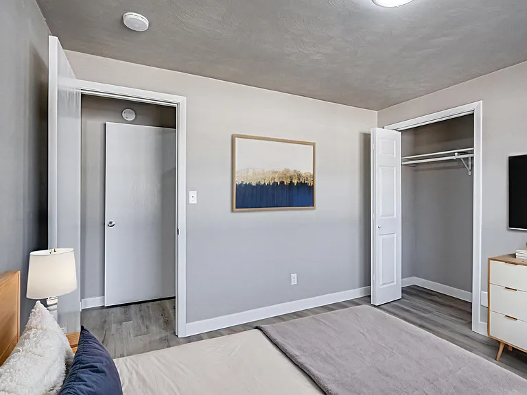 Meadow View East — Photo 7
