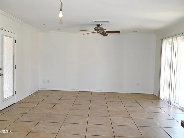 3626 N 80th Pl — Photo 5