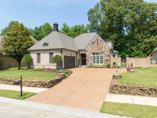 4256 Chalmette Dr, Lakeland, TN 38002