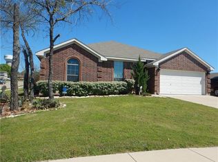 620 Marybeth Dr, Burleson, TX 76028