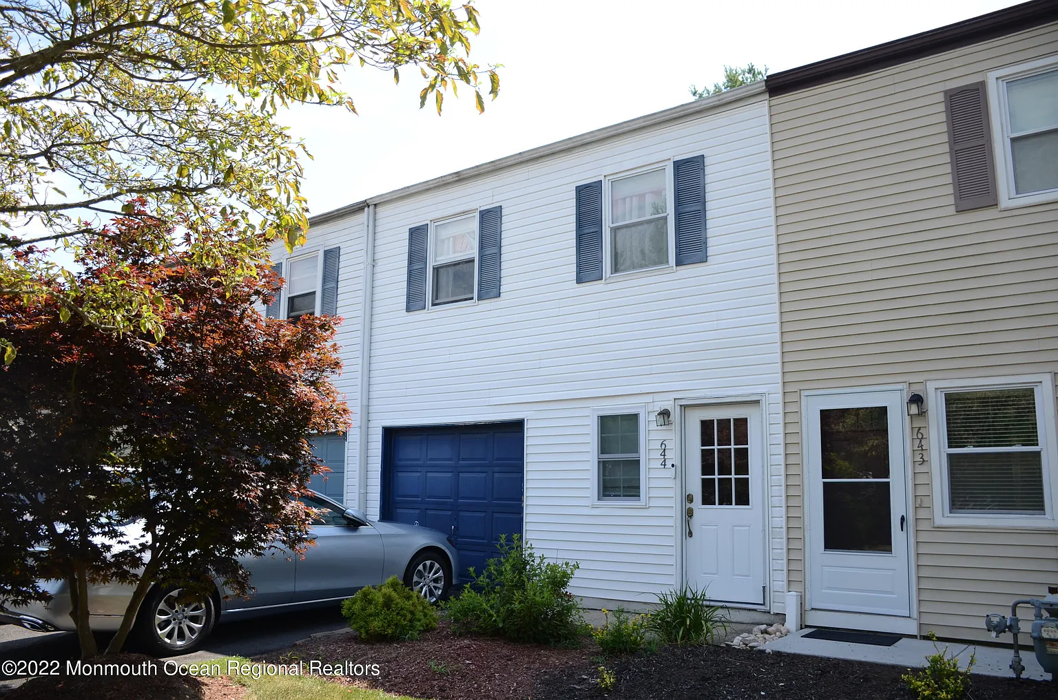 644 Randall Way photo 1