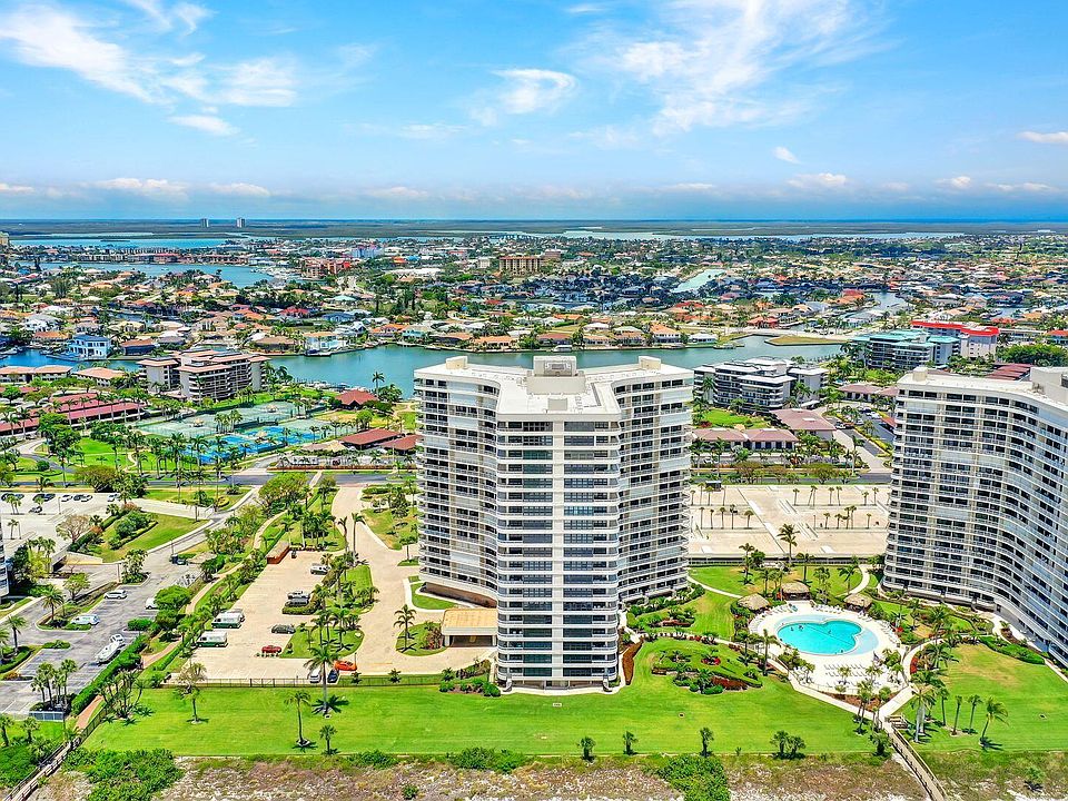 1st image of 320 Seaview Ct APT 804