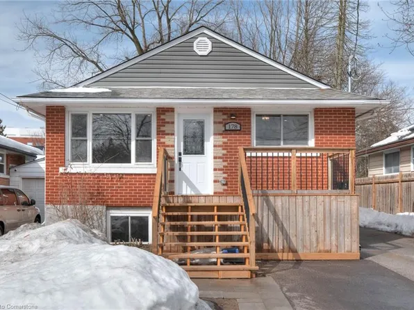 178 Glen Rd, Kitchener, ON N2M 3G2