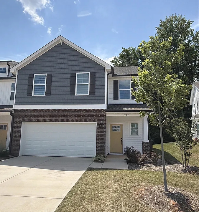 919 Cannon Crossing Cir